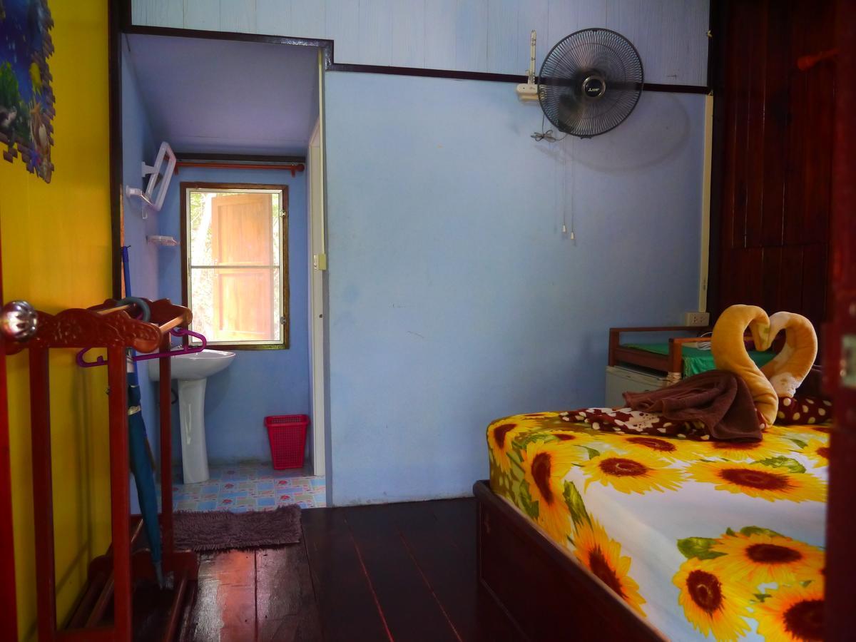 Mata Guesthouse Ko Kut Eksteriør billede